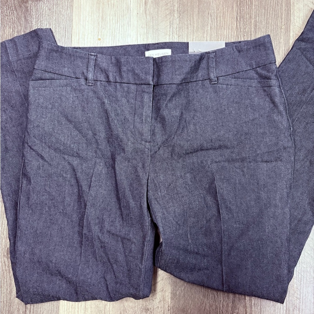 Van Heusen Women's Gray Cropped Pants